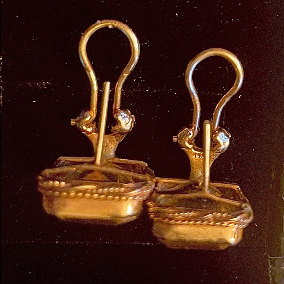 Topaz 14qt gold earrings